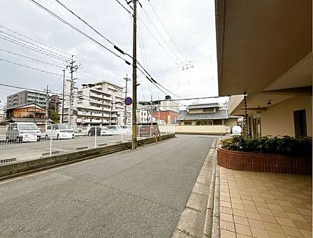 自然に包まれ心が豊かになる明るい街です。新しい住まいで新生活を始めていただくのに最適な環境です。