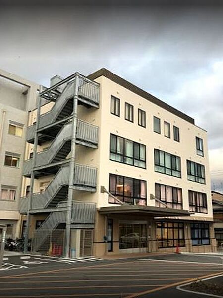 沢井病院 520m
