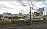 周辺：イズミヤ学園前店 620m