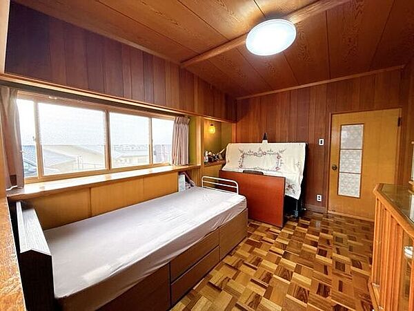 ご家族揃ってお休みいただける、広々としたお部屋です。