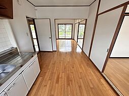 松高マンション A-22 2階3LDKのリビング/ダイニング