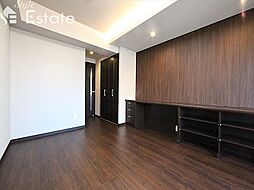 ロイヤルスクエア徳川 6階1Kのリビング/ダイニング