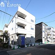 上飯田駅より徒歩4分 築1年6ヶ月 3階建の賃貸物件