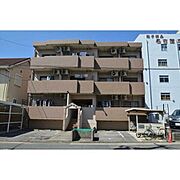 川名駅より徒歩1分 築32年8ヶ月 2階建の賃貸物件