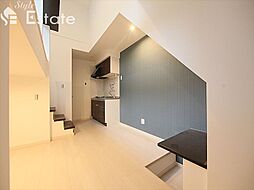 名古屋市営桜通線 新瑞橋駅 徒歩10分の賃貸アパート 1階1SLDKのリビング/ダイニング