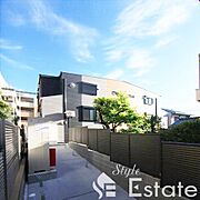 新瑞橋駅より徒歩10分 築4年8ヶ月 2階建の賃貸物件