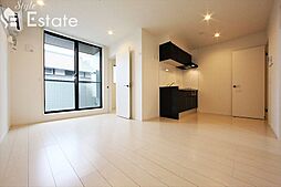 Ratcliffe 2階1LDKのリビング/ダイニング