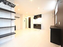 ウエストウイングII 3階ワンルームのリビング/ダイニング