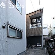 志賀本通駅より徒歩7分 築8年9ヶ月 2階建の賃貸物件