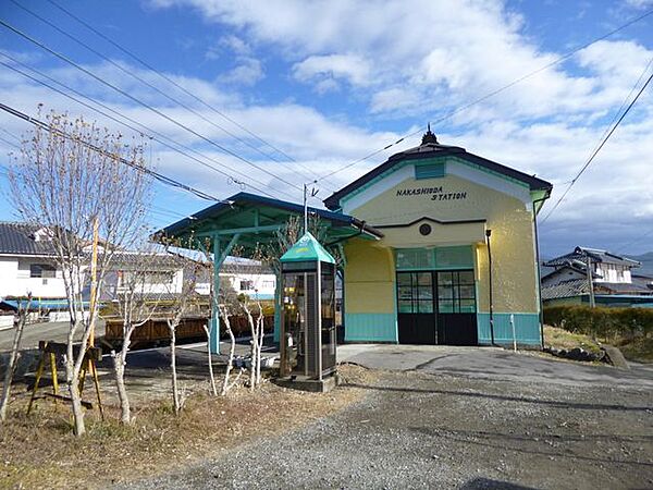 中塩田駅 1050m