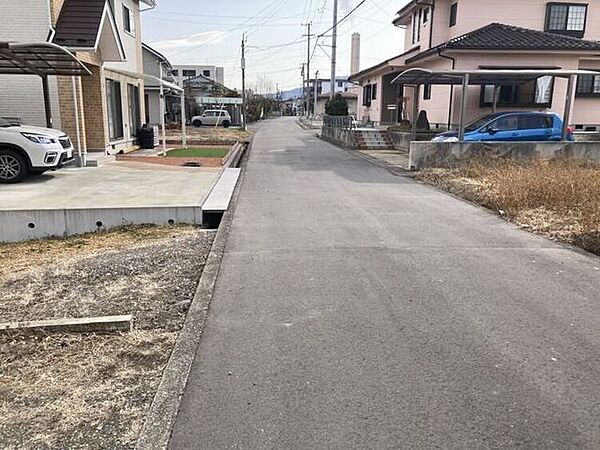 前面道路含む現地写真