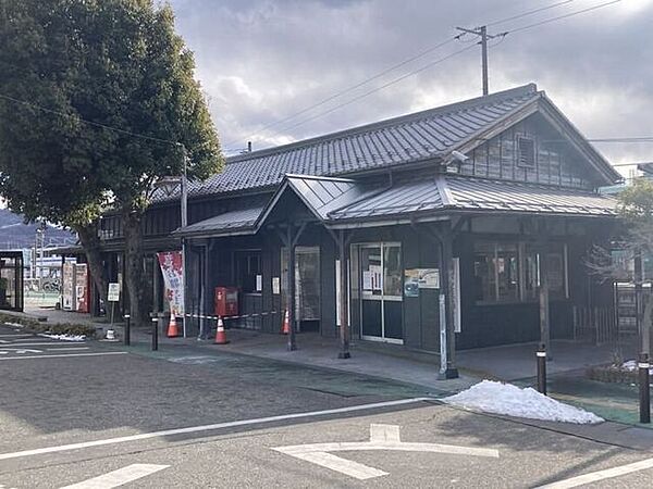 坂城駅 1460m
