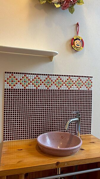 １階トイレ手洗い場