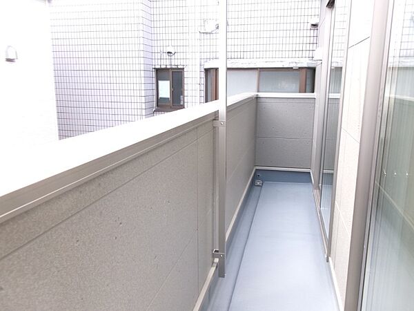 バルコニーを拡大表示
