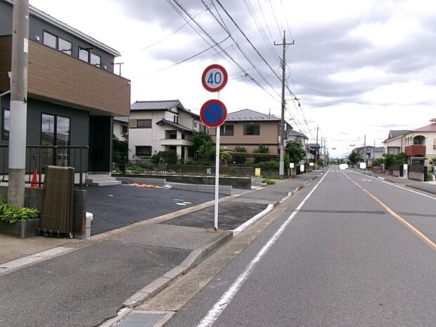 ◆宅地建物取引士がご案内いたします。