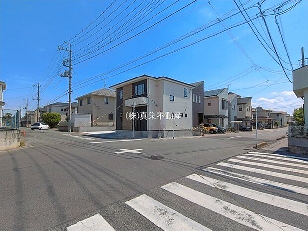 ◆宅地建物取引士がご案内いたします。