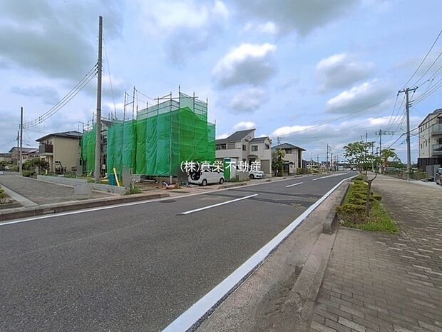 ◆宅地建物取引士がご案内いたします。