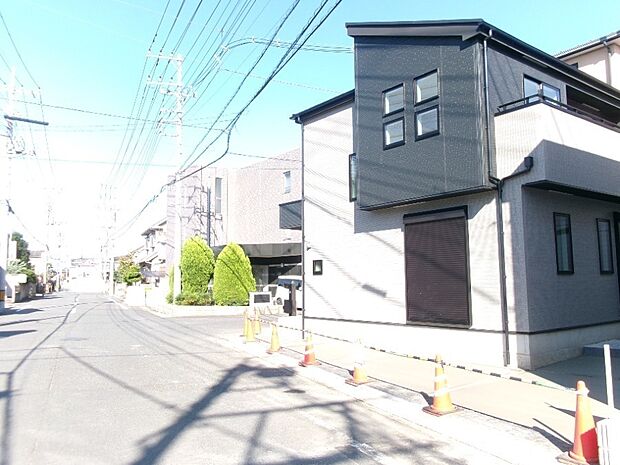 ◆宅地建物取引士がご案内いたします。
