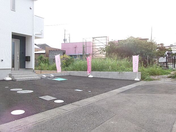 ◆宅地建物取引士がご案内いたします。