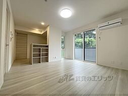 アウスレーゼ高畑 102 1階1LDKのリビング/ダイニング