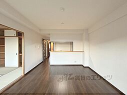 グリーンコーポ東生駒 3階3LDKのリビング/ダイニング