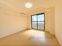 グリーンフィール大宮 802 8階1Kのリビング/ダイニング