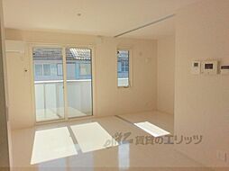 近鉄奈良線 生駒駅 徒歩5分の賃貸アパート 2階1LDKのリビング/ダイニング