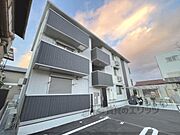 郡山駅より徒歩8分 3階 新築の賃貸物件