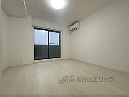 ＵＮＩ　ＦＬＡＴ　奈良法蓮町 302 3階1Kのリビング/ダイニング