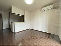 近鉄生駒線 東山駅 徒歩9分の賃貸アパート 1階1LDKのリビング/ダイニング