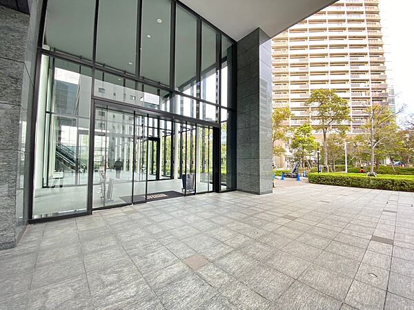 エントランスを拡大表示