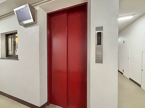 エレベーター完備のため荷物が多くなっても安心。