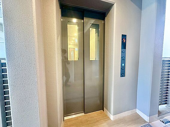 エレベーター完...
