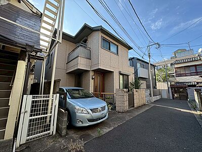 外観:飽きのこないシンプルモダンな外観です。 外観:飽きのこないシンプルモダンな外観です。