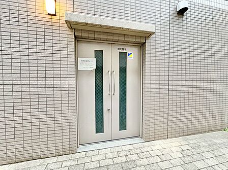 ゴミ置場。綺麗に管理されております。