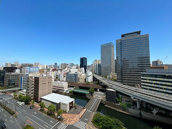 バルコニーを拡大表示