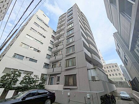 飽きのこないシンプルモダンな外観です。