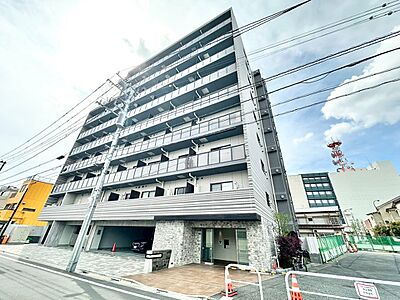 外観:飽きのこないシンプルモダンな外観です。 外観:飽きのこないシンプルモダンな外観です。