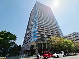 ＧＬＯＢＡＬ　ＦＲＯＮＴ　ＴＯＷＥＲ