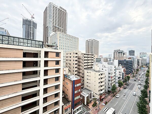 眺望や窓からの景色が良いと、家で過ごす時間も快適です。