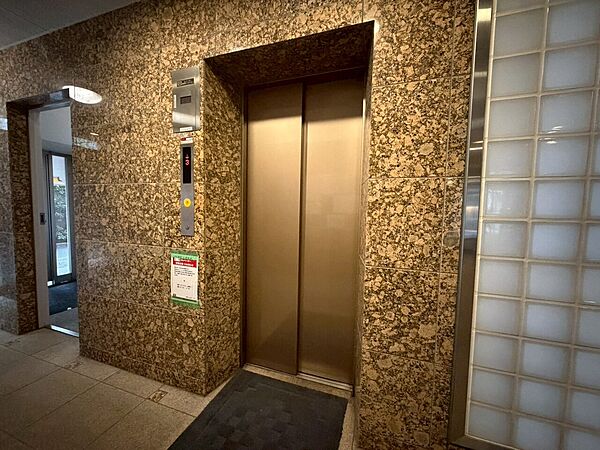 エレベーター完備のため荷物が多くなっても安心。