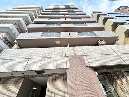 忙しく過ぎゆく日常を置き去るほど、ゆったりした時間が流れる住環境。