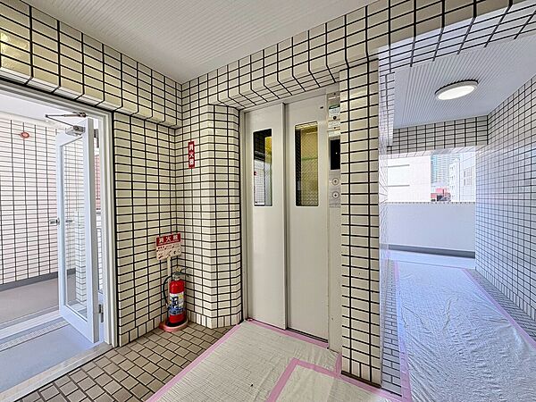 エレベーター完備のため荷物が多くなっても安心。
