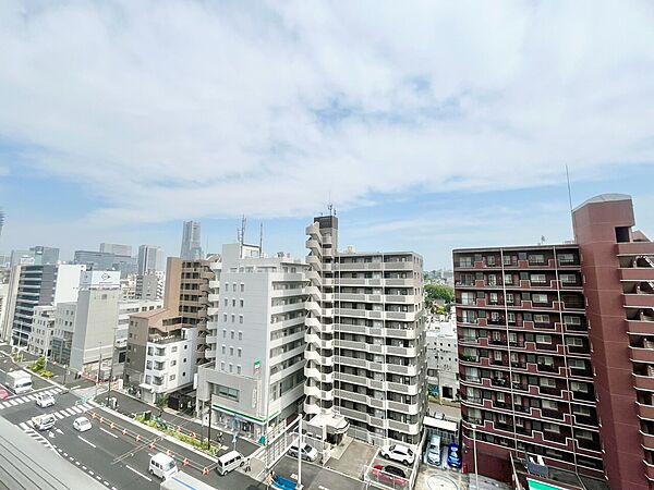 眺望や窓からの景色が良いと、家で過ごす時間も快適です。