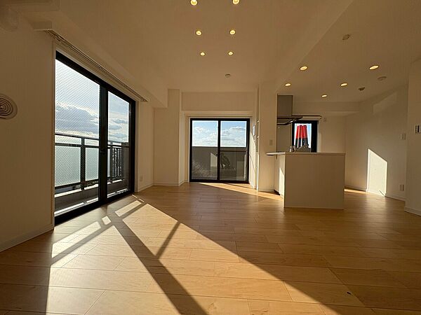「空間が織り成すひとつ先の住み心地」を演出します。