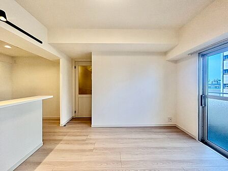伸びやかな空間のなかで、ゆったりとしたひとときを過ごせます。