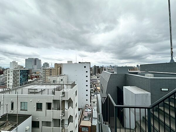 眺望や窓からの景色が良いと、家で過ごす時間も快適です。