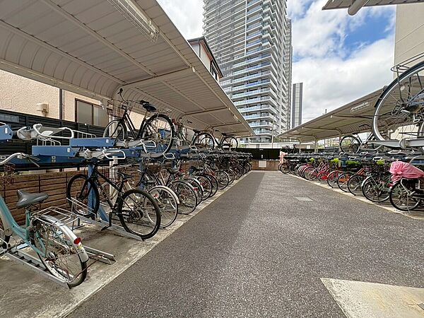 駐輪場も綺麗に整頓されています。※空き状況は都度ご確認下さい。