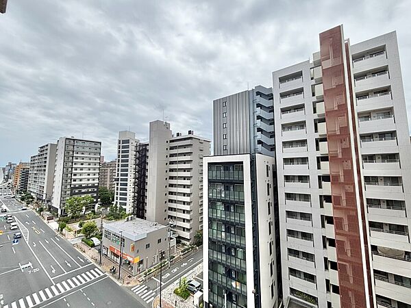 眺望や窓からの景色が良いと、家で過ごす時間も快適です。