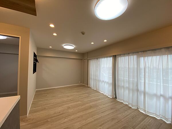 充実した生活は伸びやかな居室空間から始まります。
